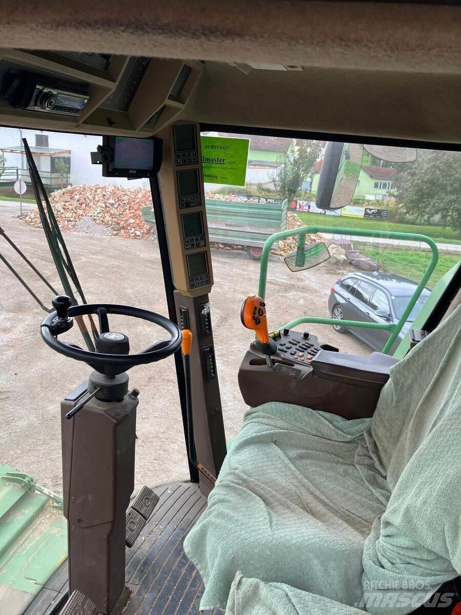 John Deere W660 HM Mietitrebbiatrici