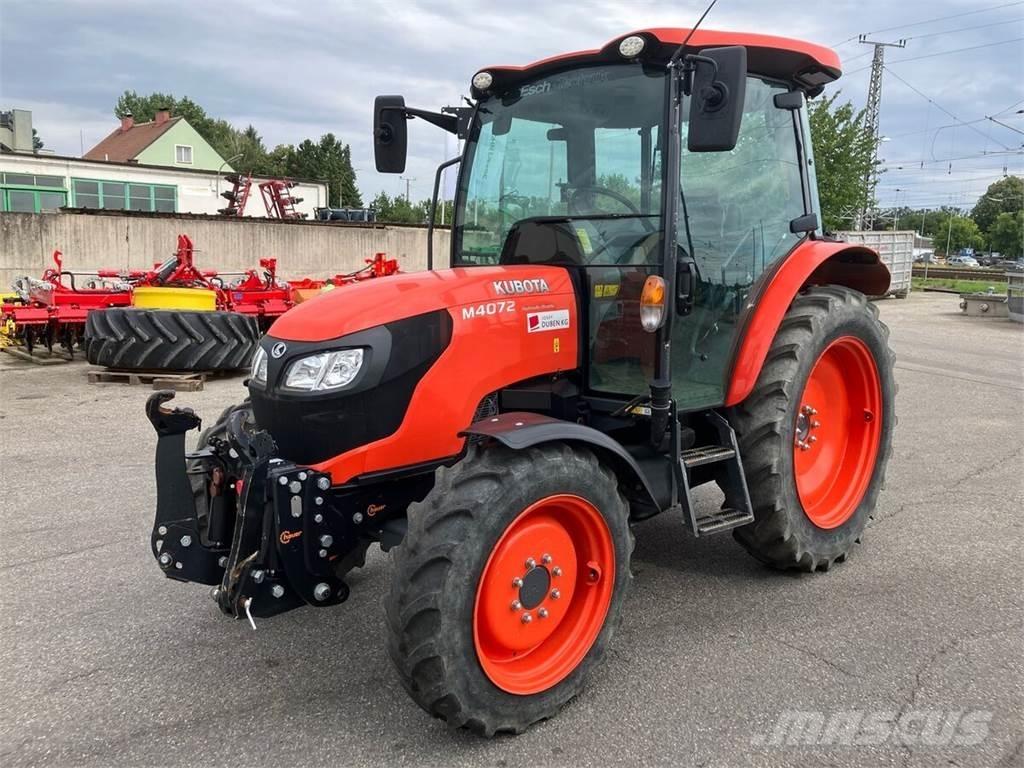 Kubota M4072 Trattori
