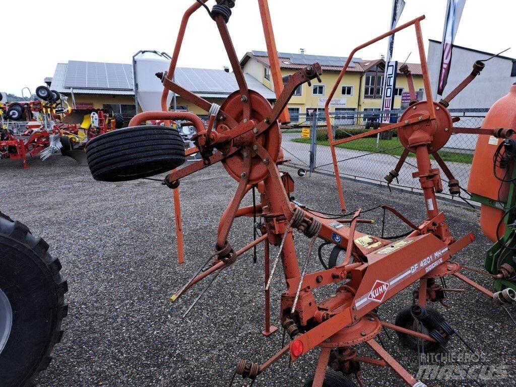 Kuhn GF 4201 MH Ranghinatori