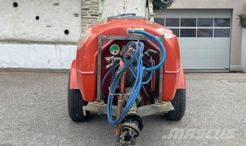 Lochmann RP 10/32 Irroratrici trainate