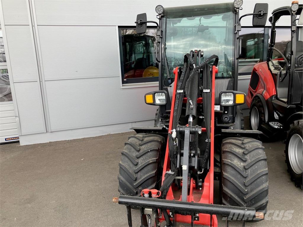 Manitou MLA 4-50 Pale frontali e scavatori