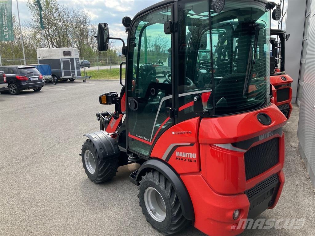 Manitou MLA2-25 Pale frontali e scavatori