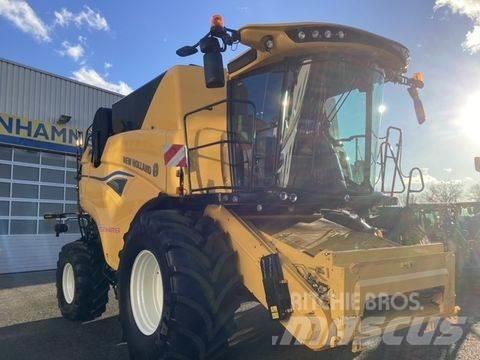 New Holland CX 8.80 Mietitrebbiatrici