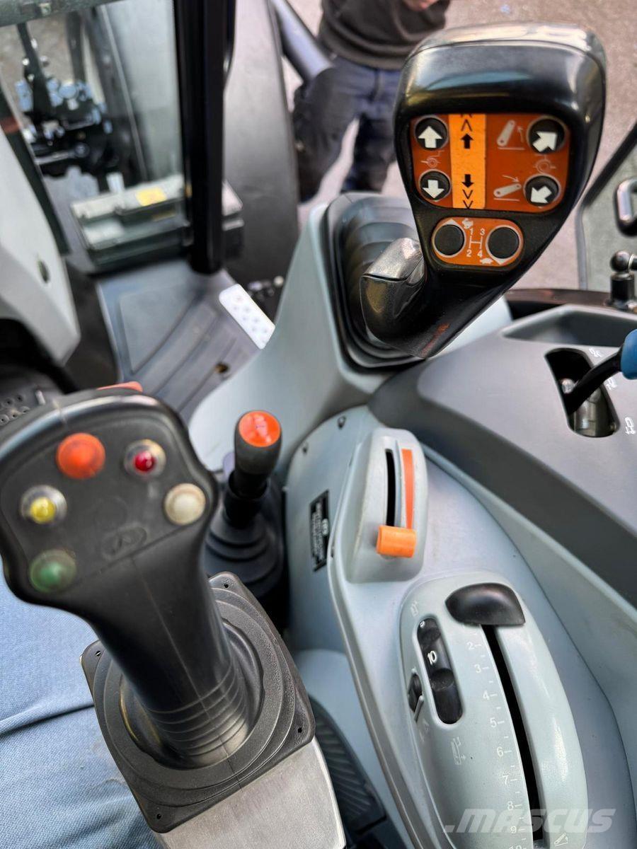 New Holland T4.115 Trattori