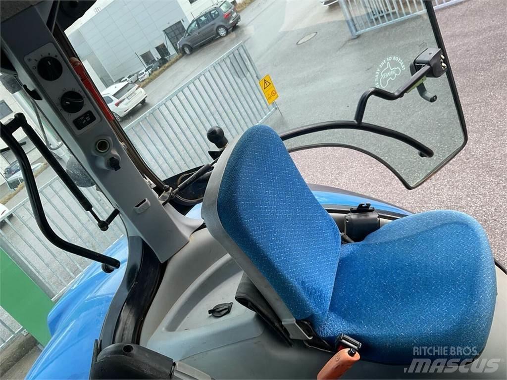 New Holland T7050 Trattori