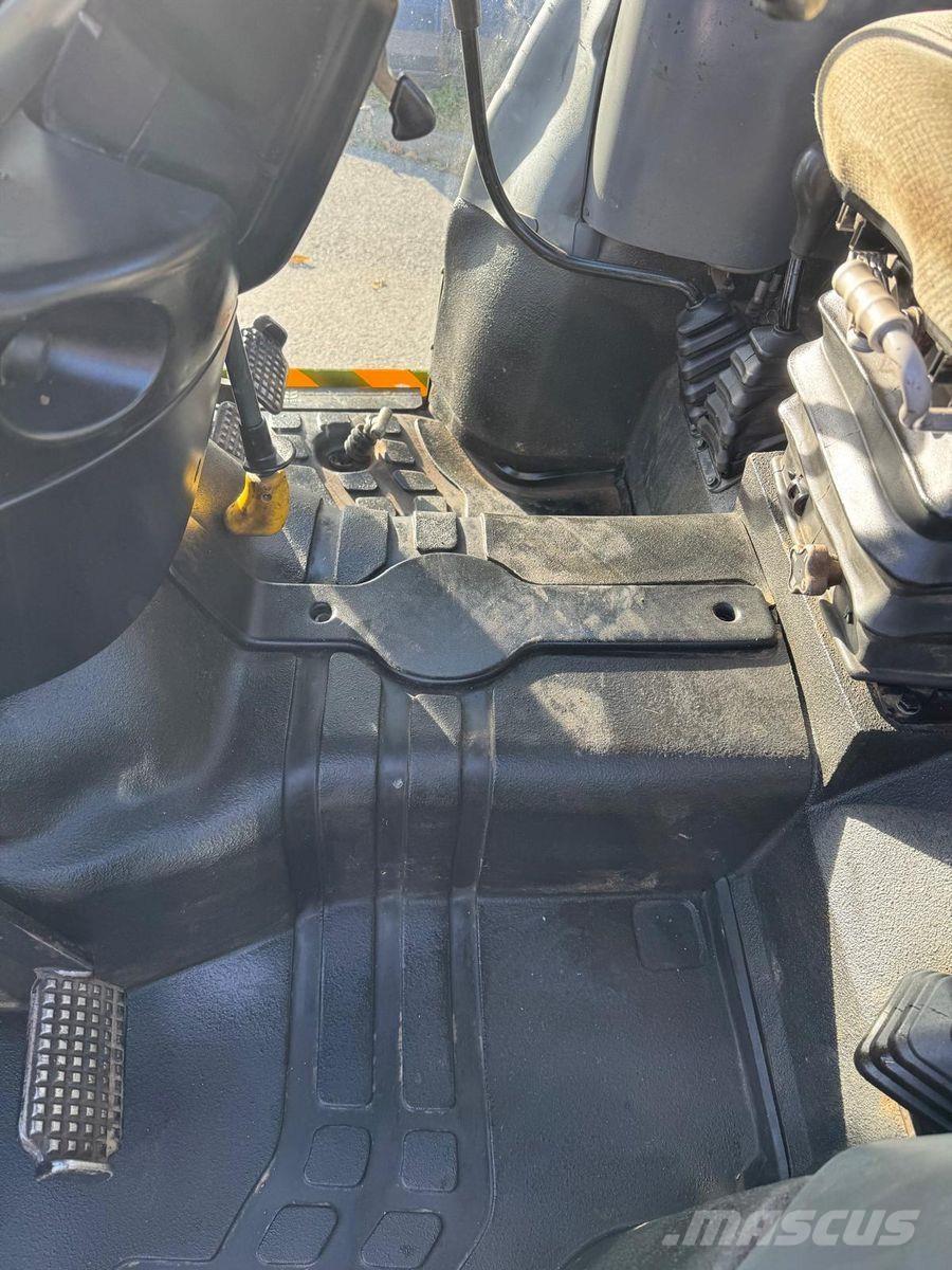 New Holland TN65DA Trattori