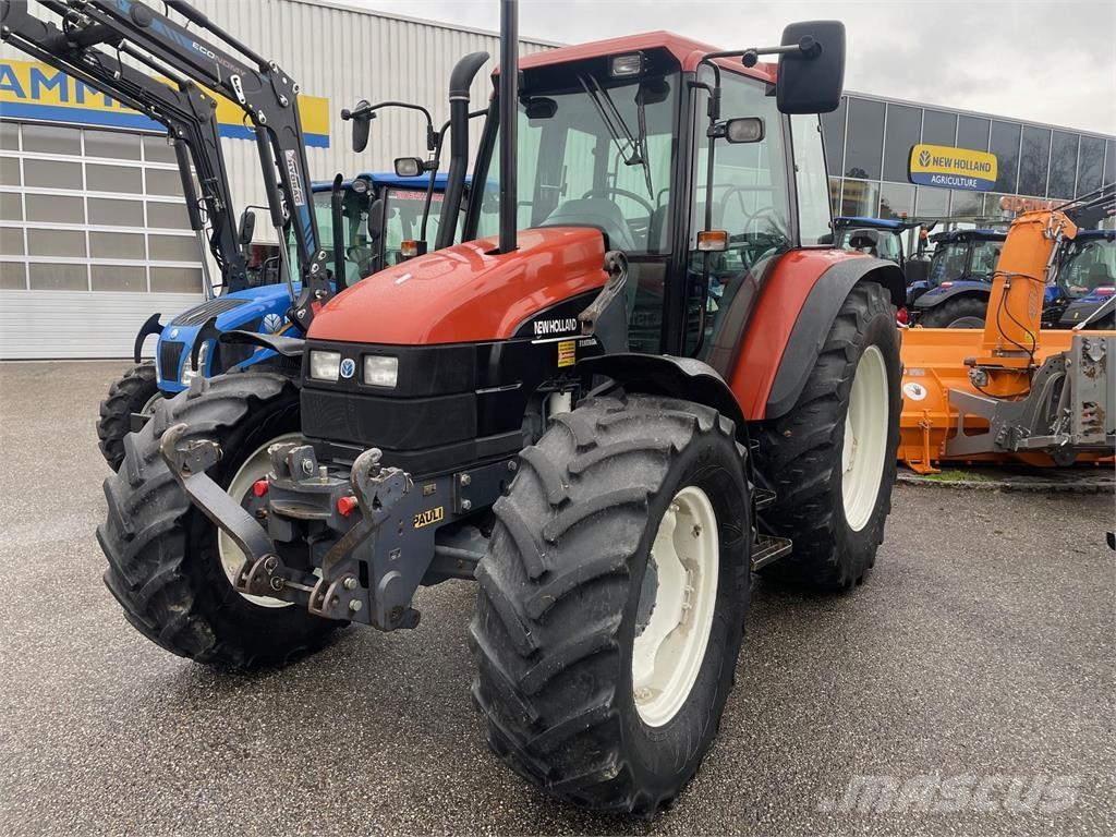New Holland TS110 Trattori
