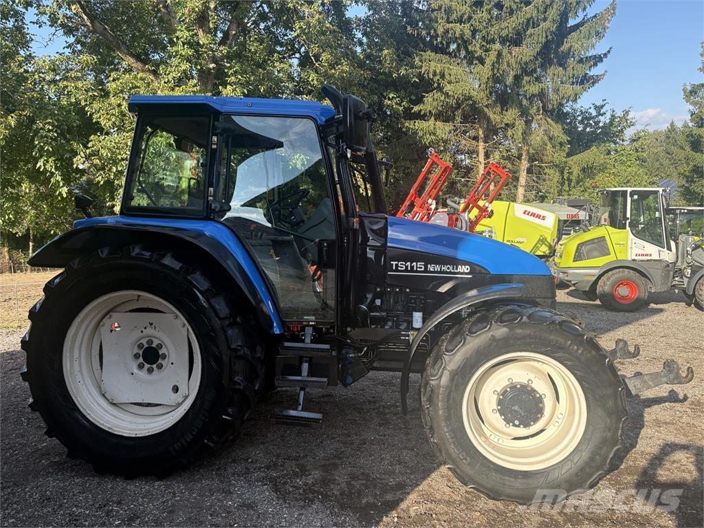 New Holland TS115 Trattori