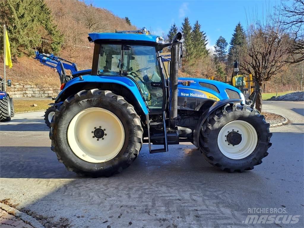 New Holland TVT 190 Trattori