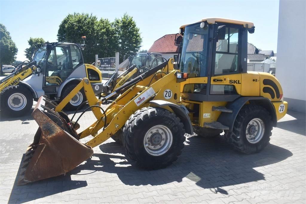 Schaeff SKL 834 Pale gommate