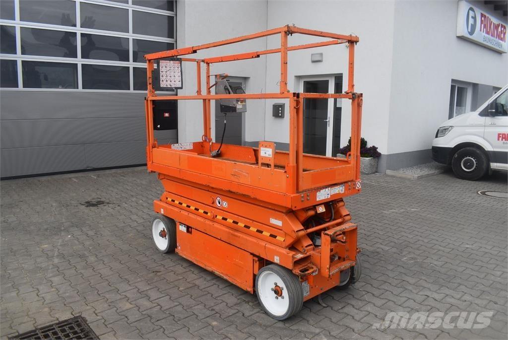 SkyJack SJ-III 3220 Piattaforme a braccio articolato