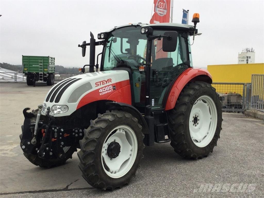 Steyr 4085 Kompakt Trattori