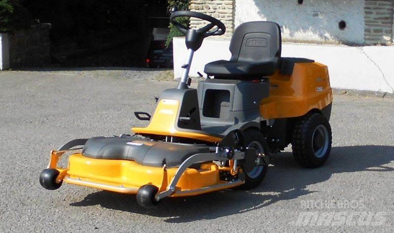 Stiga Park 300 Manutenzione verde e strade – Altro