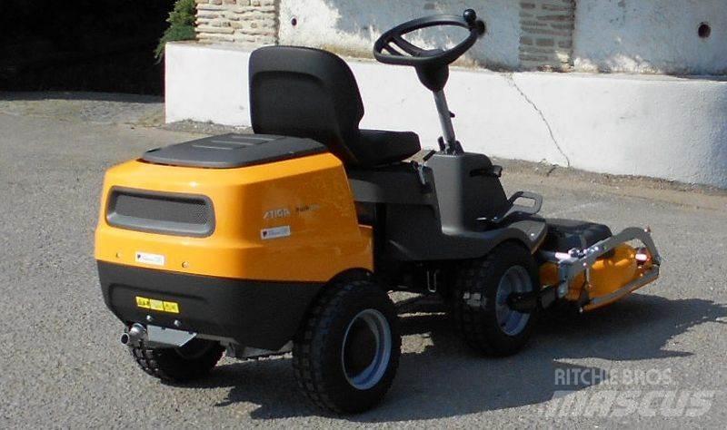 Stiga Park 300 Manutenzione verde e strade – Altro