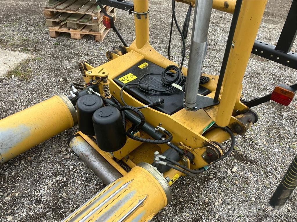 Tanco S100 Altri macchinari per falciare e trinciare