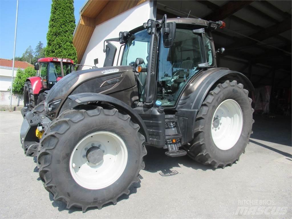 Valtra N134 (Stufe V) Trattori