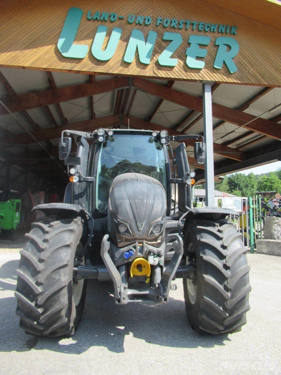 Valtra N134 (Stufe V) Trattori