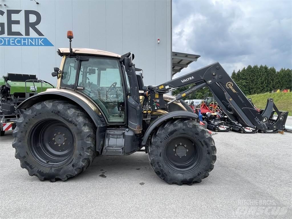 Valtra N174 HiTech Trattori