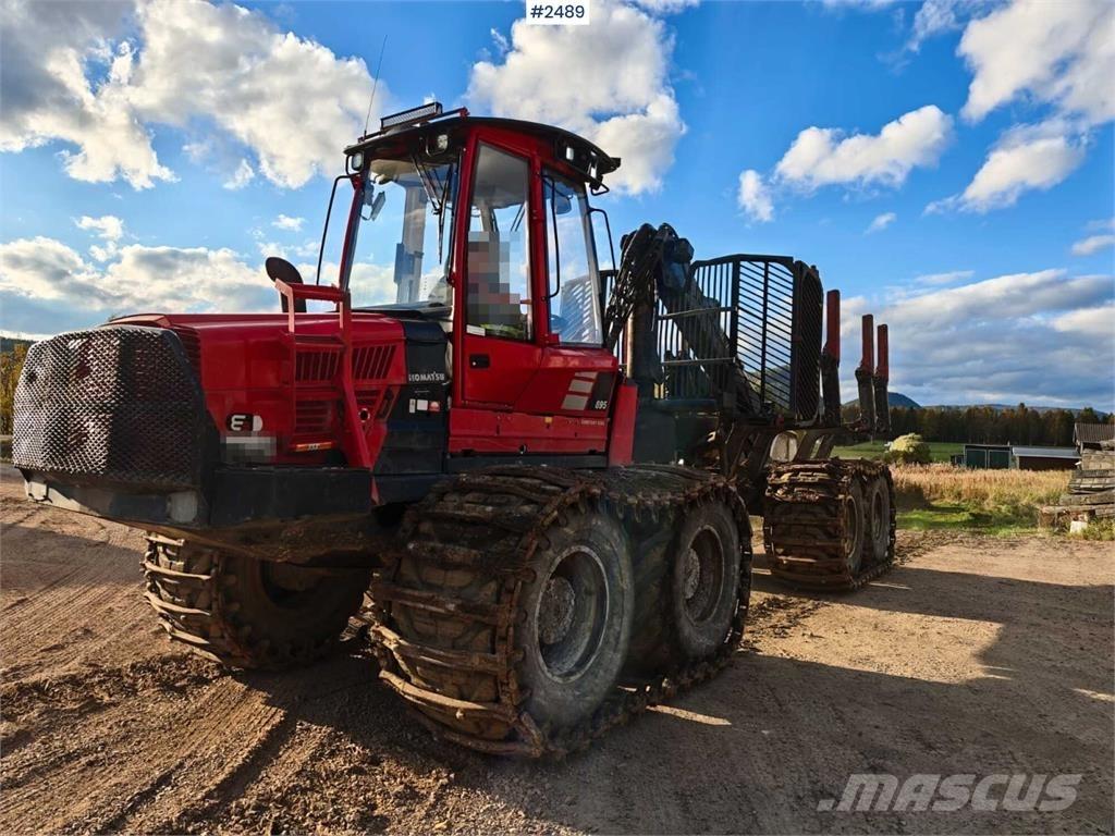 Komatsu 895 Forwarder