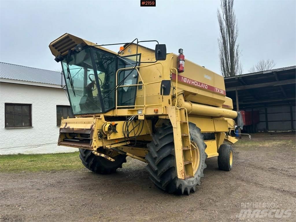 New Holland TX36 Mietitrebbiatrici