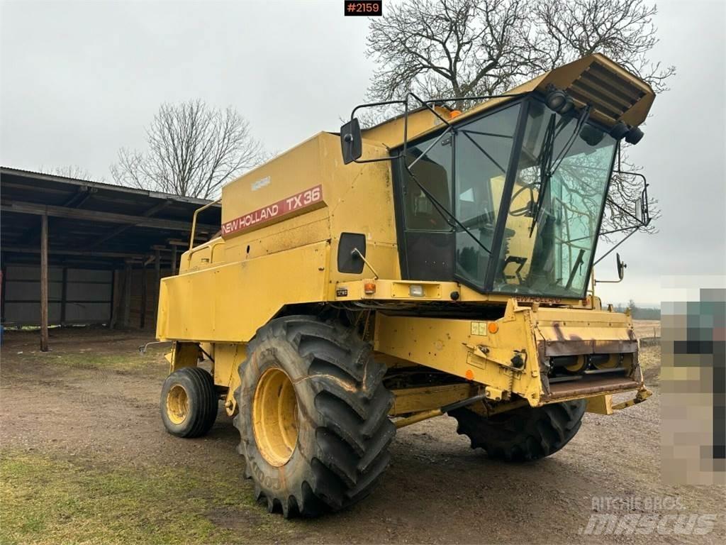 New Holland TX36 Mietitrebbiatrici