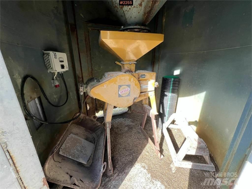 Skiold KB-150B Costruzioni - Altro