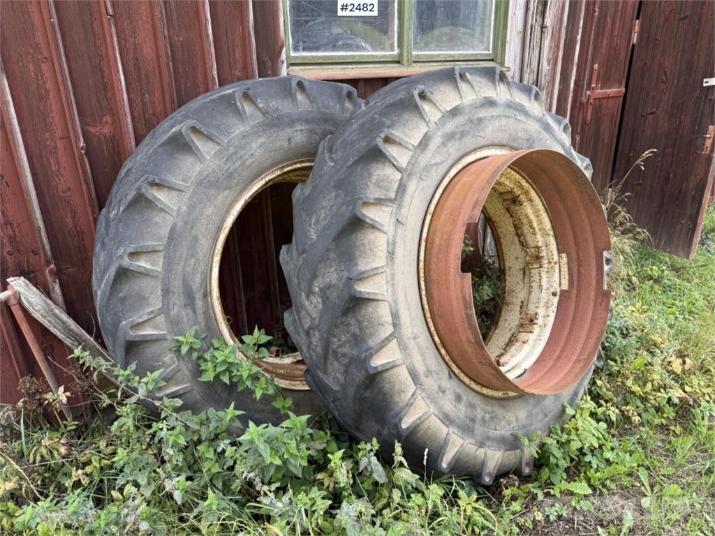  Traktordäck okänt ATV e accessori per motoslitte