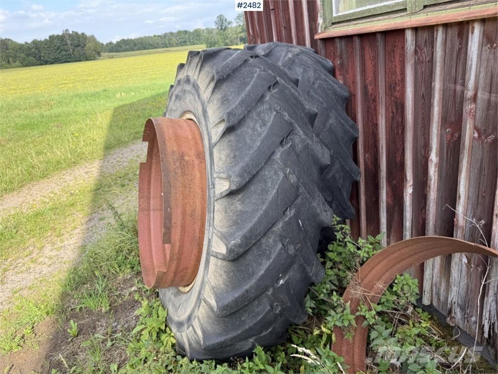  Traktordäck okänt ATV e accessori per motoslitte