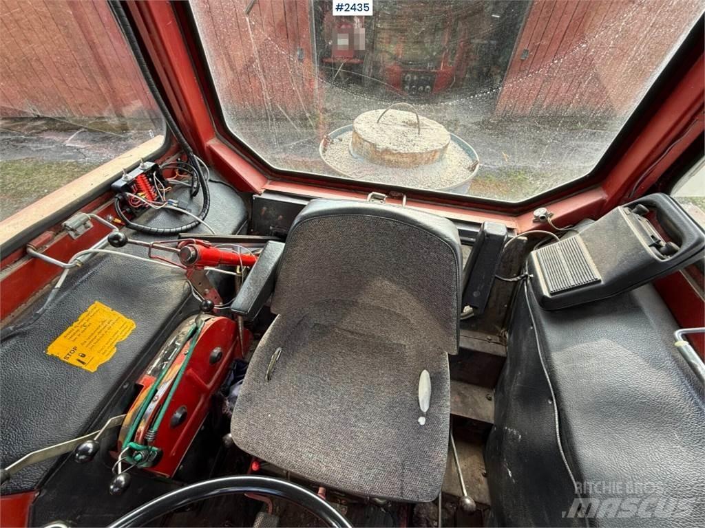 Volvo BM T 800 C Trattori