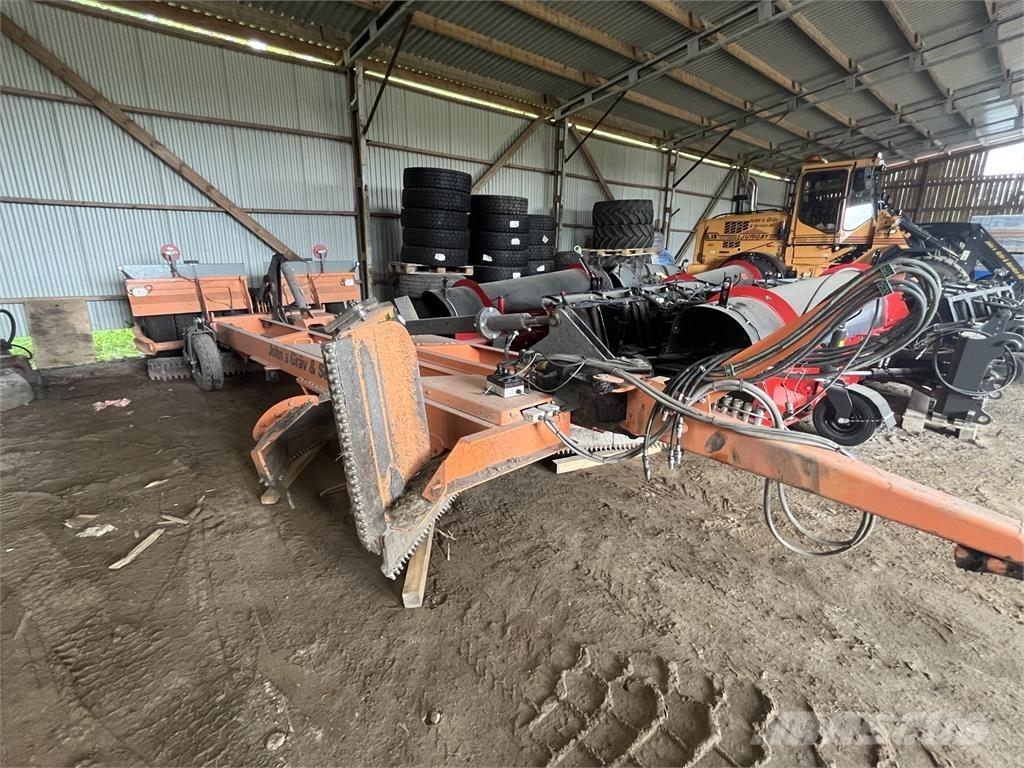 FMG TLN370 Grader