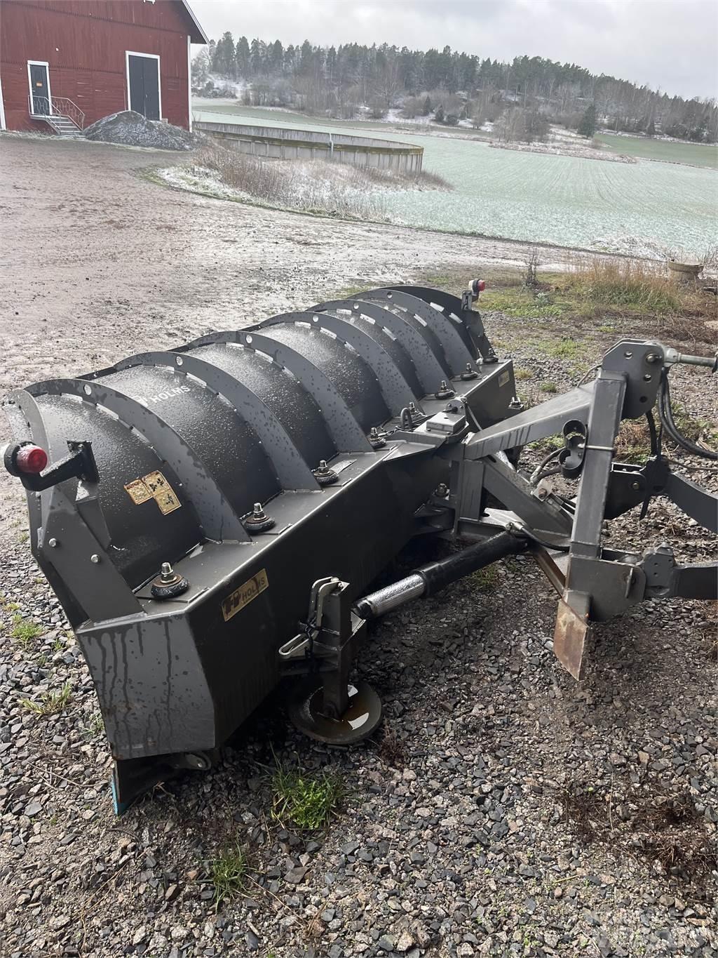 Holms 320 Lame spazzaneve e aratri
