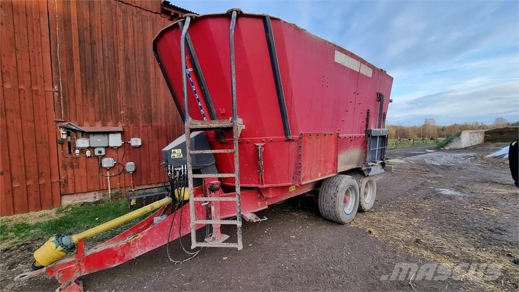 JF VM 22-2 Rimorchi per insilato