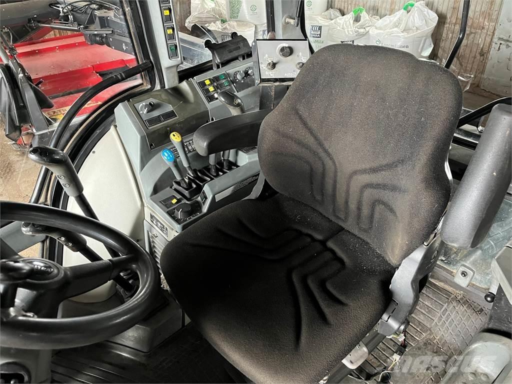 Valtra 170CH Trattori