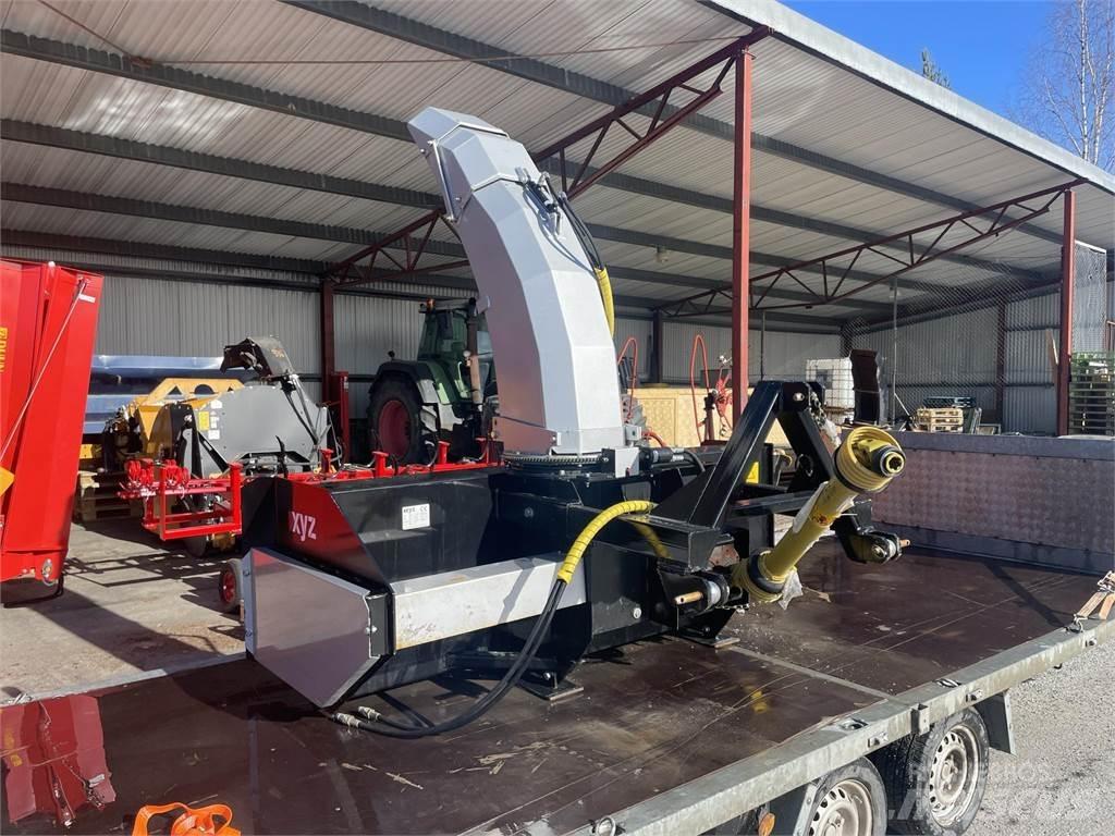 XYZ 2400 Altri macchinari per strade e neve