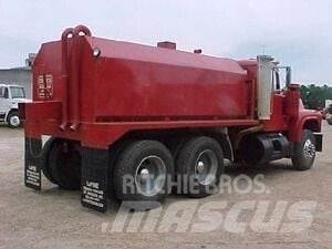 Mack R690ST Autocisterne