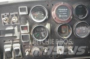 Mack RD688S Lame spazzaneve e aratri
