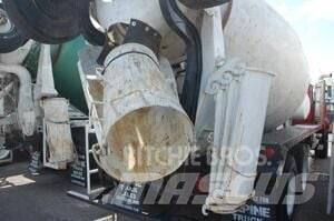 Mack RD690S Camion altro