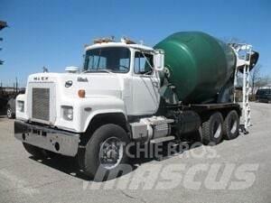 Mack RS686LS Camion altro