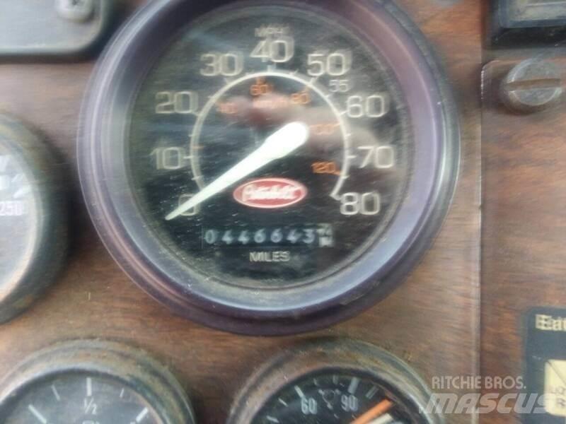 Peterbilt 377 Autocabinati