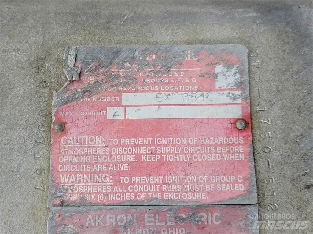 Akron EXI684 Costruzioni - Altro