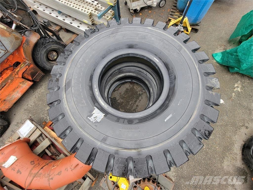 Bridgestone 422991 Pneumatici, ruote e cerchioni