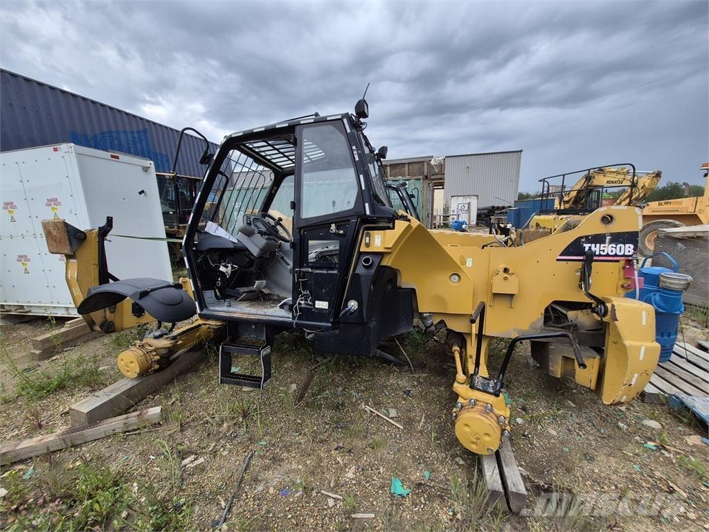 CAT TH560B Sollevatori telescopici per agricoltura