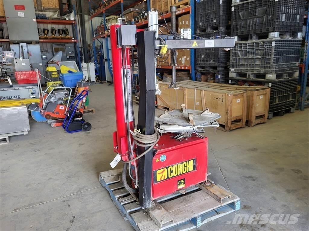 Corghi A9824 Pneumatici, ruote e cerchioni