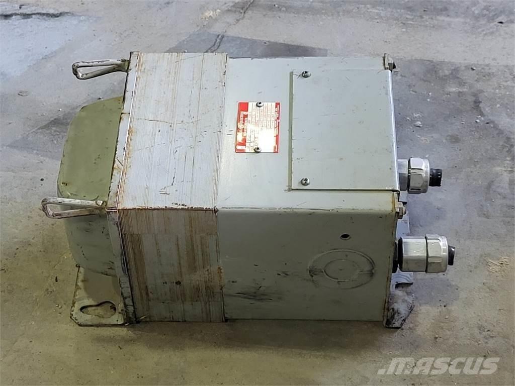 General Electric 11M8 Costruzioni - Altro