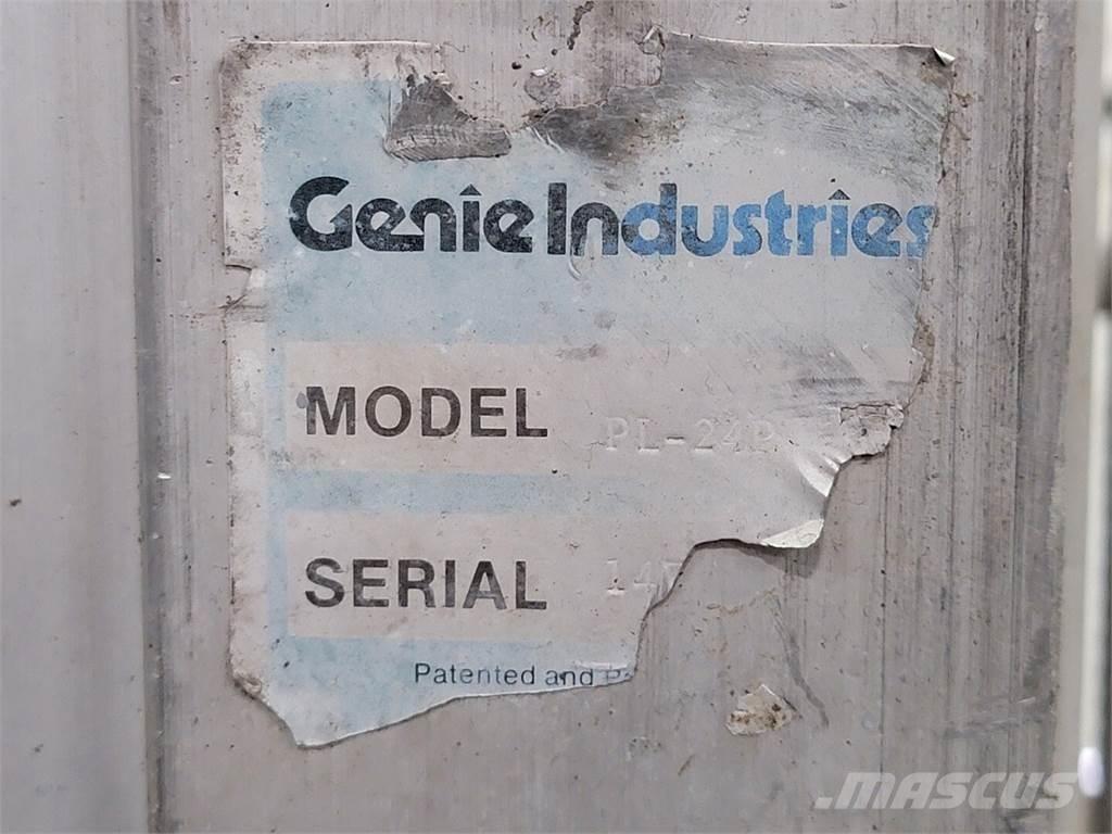 Genie PL-24P Piattaforme a pantografo