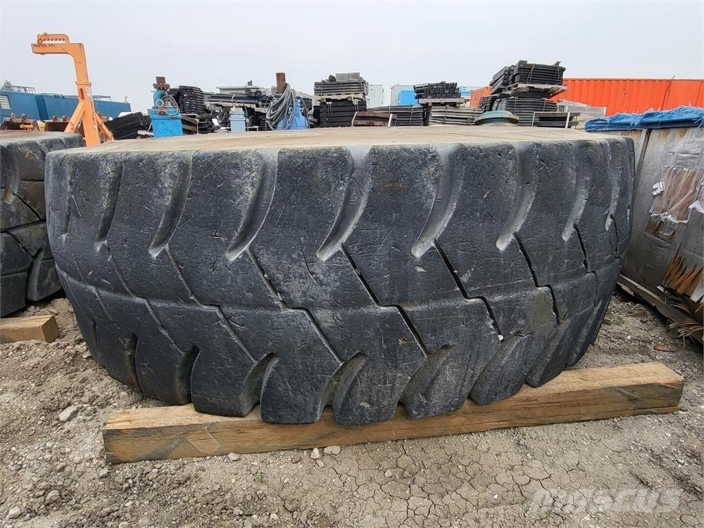 Goodyear RM-4B+ Pneumatici, ruote e cerchioni