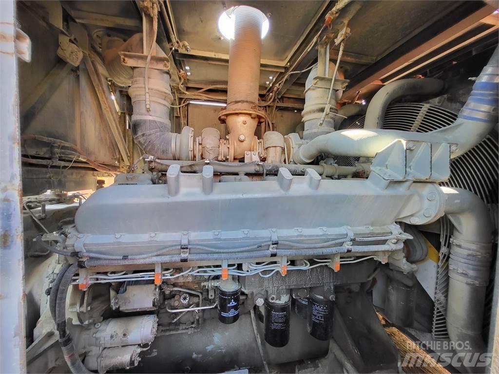 Hitachi S12A2-Y1TAA1 Motori