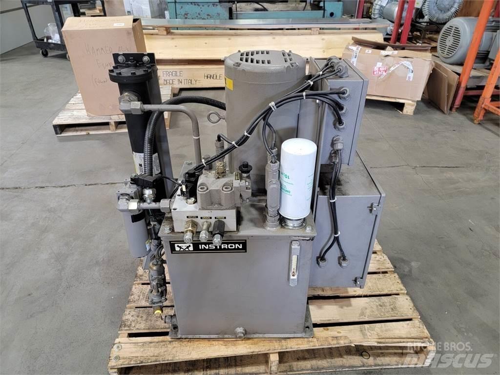  INSTRON A440 83C Pompa idraulica