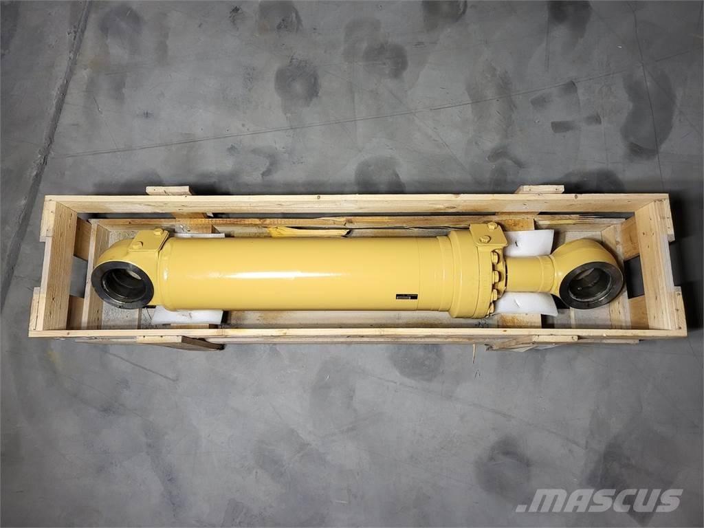 Komatsu 707-01-0E630 Trasporto - Altro