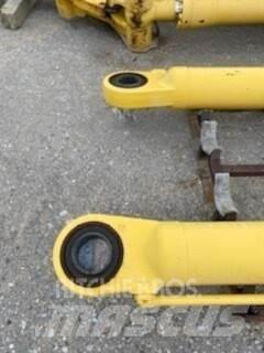 Komatsu PC800 Escavatori gommati